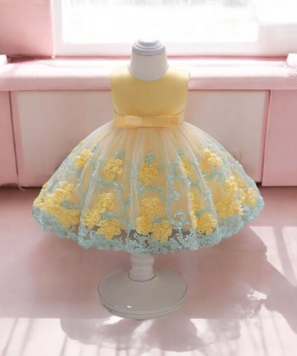 Vestido Jardín Encantado 🤍.